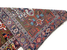 Load image into Gallery viewer, Rare Antique Herizz Runner Antique Handmade Rug Serappi 3x18 94cm x 531cm
