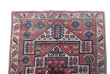 Load image into Gallery viewer,  5x6 Antique Turkish Bergama Rug Kazak Collectors Rug Pink 147cmx178cm C.1890
