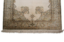Load image into Gallery viewer, 4x6 Rare Vintage 100% Pure Silk Hereke Rug Kaysari Rug Fine Museum High Quality 
