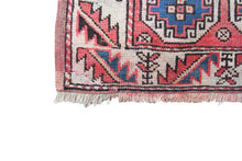 Load image into Gallery viewer,  5x6 Antique Turkish Bergama Rug Kazak Collectors Rug Pink 147cmx178cm C.1890
