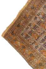Load image into Gallery viewer, 4x6 Vintage Exceptional Turkoman Rug Tribal 122cmx175cm Silk Foundation  C.1930
