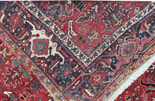 Load image into Gallery viewer, Antique Herriz Serrapi Rug High Quality Carpet 8x11 Red 252cmx346cm Circa 1930
