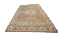 Load image into Gallery viewer, 9x12 Rare Antique Herriz Serrapi Neutral Rug Geometric Rug 275cmx448cm C.1920
