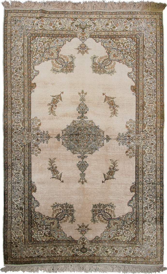 4x6 Rare Vintage 100% Pure Silk Hereke Rug Kaysari Rug Fine Museum High Quality 