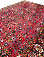 Load image into Gallery viewer, Antique Herriz Serrapi Rug Geometric 9x11 Handmade Red Rug  265cmx336cm C. 1940

