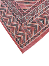 Load image into Gallery viewer,  5x6 Magnificent Vintage Flatwoven Rug Soumak Rug Living Room Rug 137x209cm
