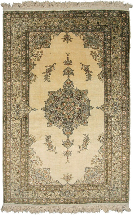 Vintage Silk Hereke Kaysari Fine 100% Silk High Quality 1960 Museum Quality 3x5