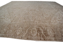 Load image into Gallery viewer, Antique Herriz Serapi Geometric Neutral Beige 10x13 Handmade Herriz Rug 1920
