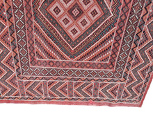 Load image into Gallery viewer,  5x6 Magnificent Vintage Flatwoven Rug Soumak Rug Living Room Rug 137x209cm
