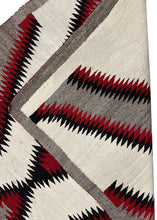 Load image into Gallery viewer, Vintage Navajo Rug Geometric Blanket Wool Rug 94cmx163cm Gray 3x5
