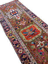Load image into Gallery viewer, Rare Antique Herizz Runner Antique Handmade Rug Serappi 3x18 94cm x 531cm
