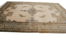 Load image into Gallery viewer, 4x6 Rare Vintage 100% Pure Silk Hereke Rug Kaysari Rug Fine Museum High Quality 
