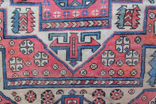 Load image into Gallery viewer,  5x6 Antique Turkish Bergama Rug Kazak Collectors Rug Pink 147cmx178cm C.1890
