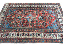 Load image into Gallery viewer, 5x6 Antique Traditional Oriental Rug Exceptionally fine Rug 153cm x 191cm C.1890
