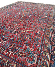 Load image into Gallery viewer, Antique Herriz Serrapi Rug Geometric 9X12 Handmade Light Red 257cmx354cm c. 1930
