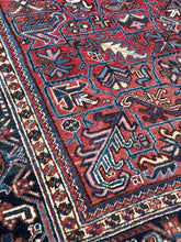 Load image into Gallery viewer, Antique Herriz Serrapi Rug Geometric 9X12 Handmade Light Red 257cmx354cm c. 1930
