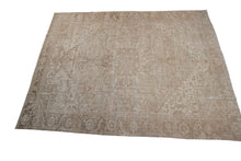 Load image into Gallery viewer, Antique Herriz Serapi Geometric Neutral Beige 10x13 Handmade Herriz Rug 1920
