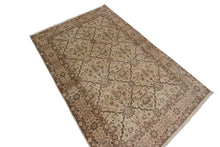 Load image into Gallery viewer, 4&#39;x6&#39; Rare Traditional Oriental Rug Vase Handmade Area Rug Fine Rug Ivory 
