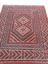 Load image into Gallery viewer,  5x6 Magnificent Vintage Flatwoven Rug Soumak Rug Living Room Rug 137x209cm
