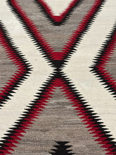 Load image into Gallery viewer, Vintage Navajo Rug Geometric Blanket Wool Rug 94cmx163cm Gray 3x5
