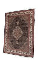 Load image into Gallery viewer, 5x7 Rare Beauty Tabriizz Mahii Rug Wool &amp; Silk High Kpsi Handmade Rug  Handmade
