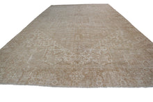 Load image into Gallery viewer, Antique Herriz Serapi Geometric Neutral Beige 10x13 Handmade Herriz Rug 1920
