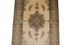 Load image into Gallery viewer, Vintage Silk Hereke Kaysari Fine 100% Silk High Quality 1960 Museum Quality 3x5
