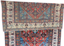 Load image into Gallery viewer, 5x6 Antique Traditional Oriental Rug Exceptionally fine Rug 153cm x 191cm C.1890

